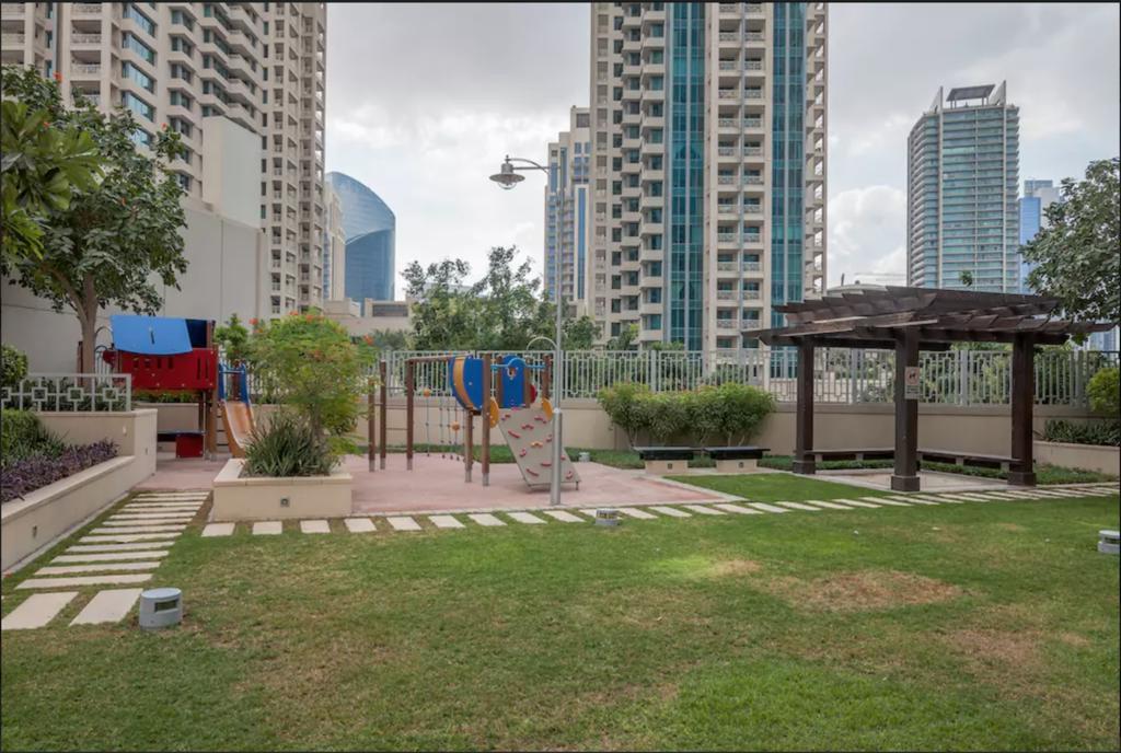 Faraway Homes - Burj Residences Dubai Ngoại thất bức ảnh